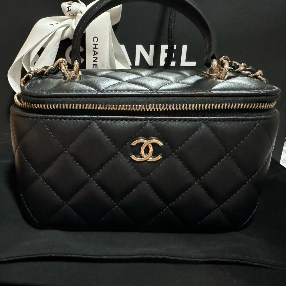Chanel Vanity Top handle bag